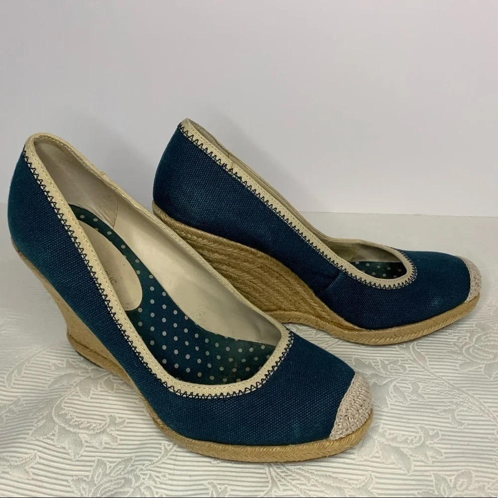 Banana Republic Wedges